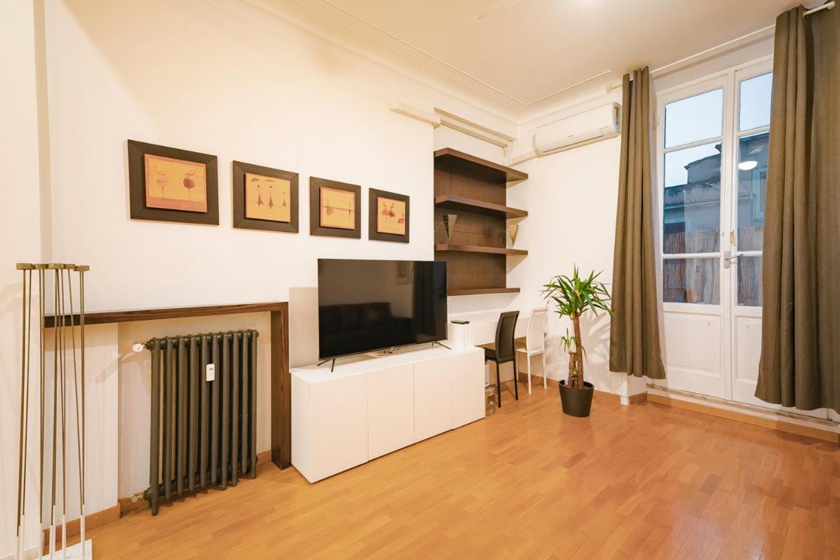 Rdr Tortona Rooms Rzym Zewnętrze zdjęcie